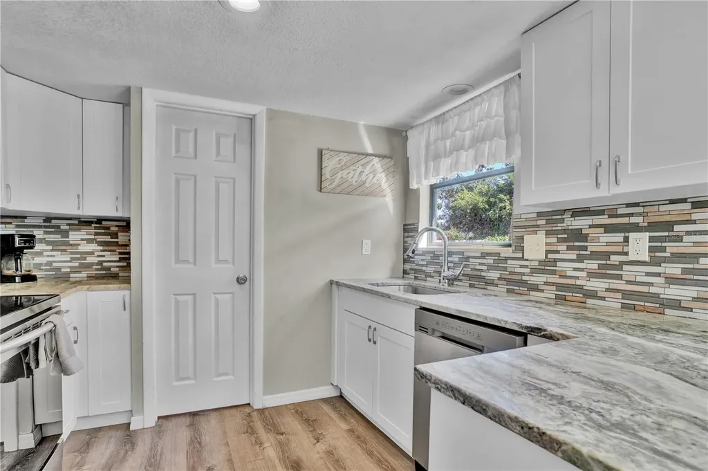 4021 Olive Avenue Sarasota FL 34231