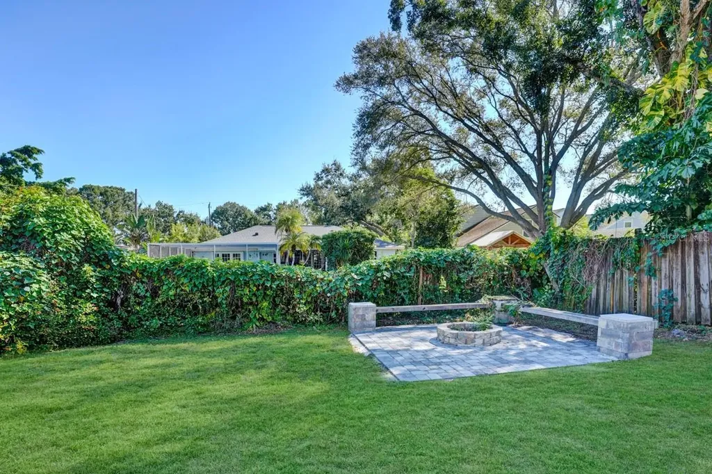4021 Olive Avenue Sarasota FL 34231