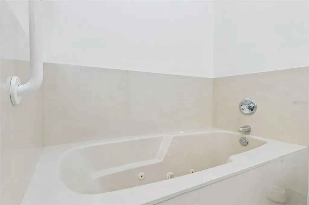 2697 Clubhouse Drive Lake Wales FL 33898