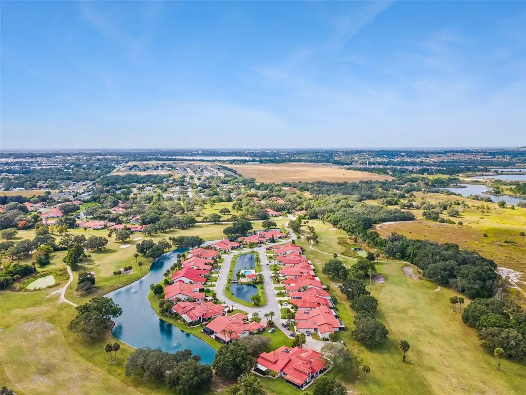 2697 Clubhouse Drive Lake Wales FL 33898