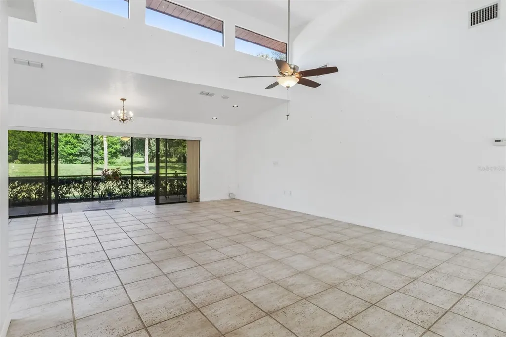 2697 Clubhouse Drive Lake Wales FL 33898