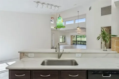 2697 Clubhouse Drive Lake Wales FL 33898