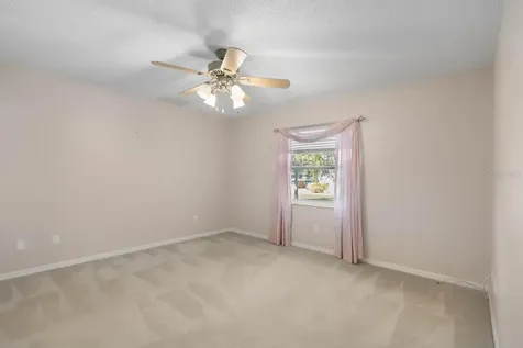 910 Bluewater Drive Sun City Center FL 33573
