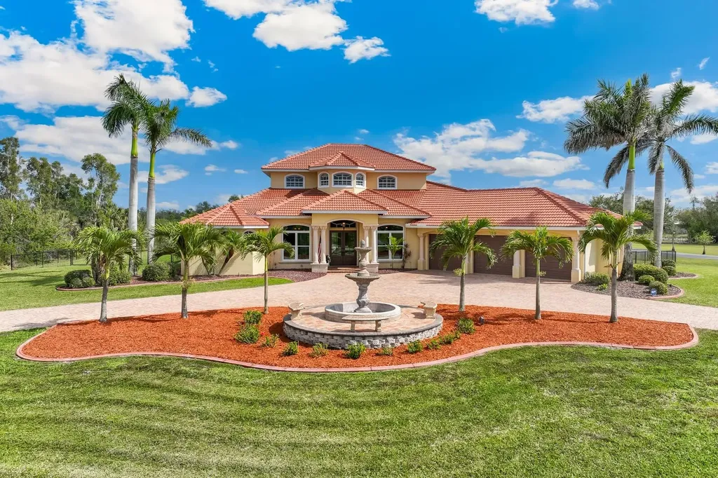 3700 Como Street Port Charlotte FL 33948