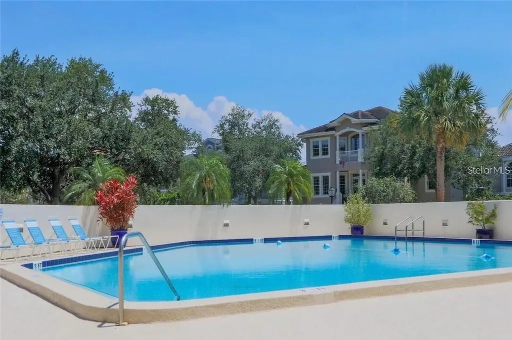 5950 Pelican Bay Plaza S Gulfport FL 33707