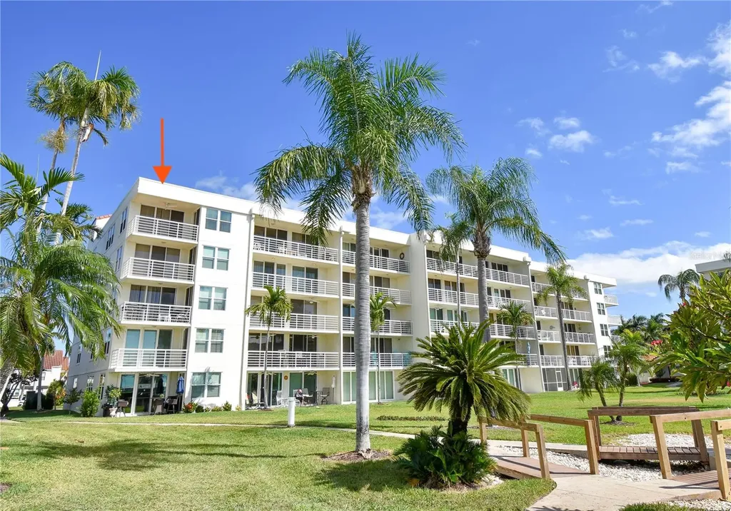 6021 Bahia Del Mar Circle St Petersburg FL 33715