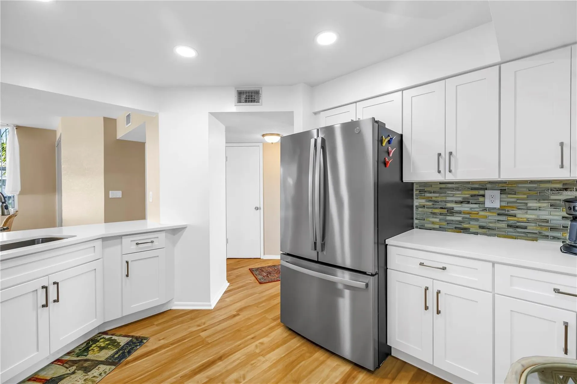 6021 Bahia Del Mar Circle St Petersburg FL 33715