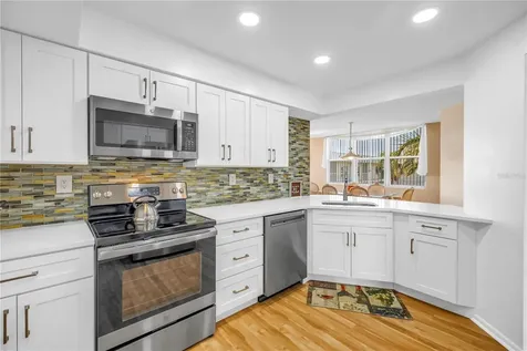 6021 Bahia Del Mar Circle St Petersburg FL 33715
