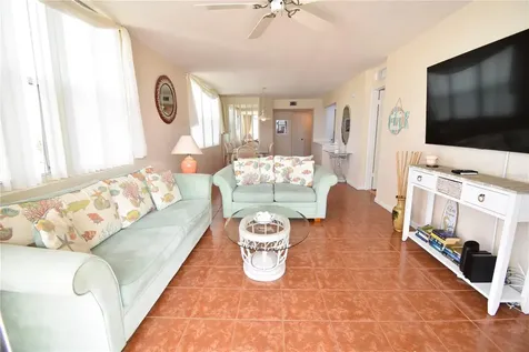6021 Bahia Del Mar Circle St Petersburg FL 33715