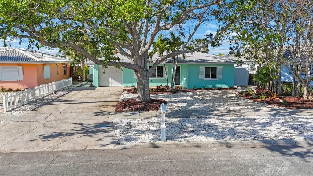 280 41st Avenue St Pete Beach FL 33706