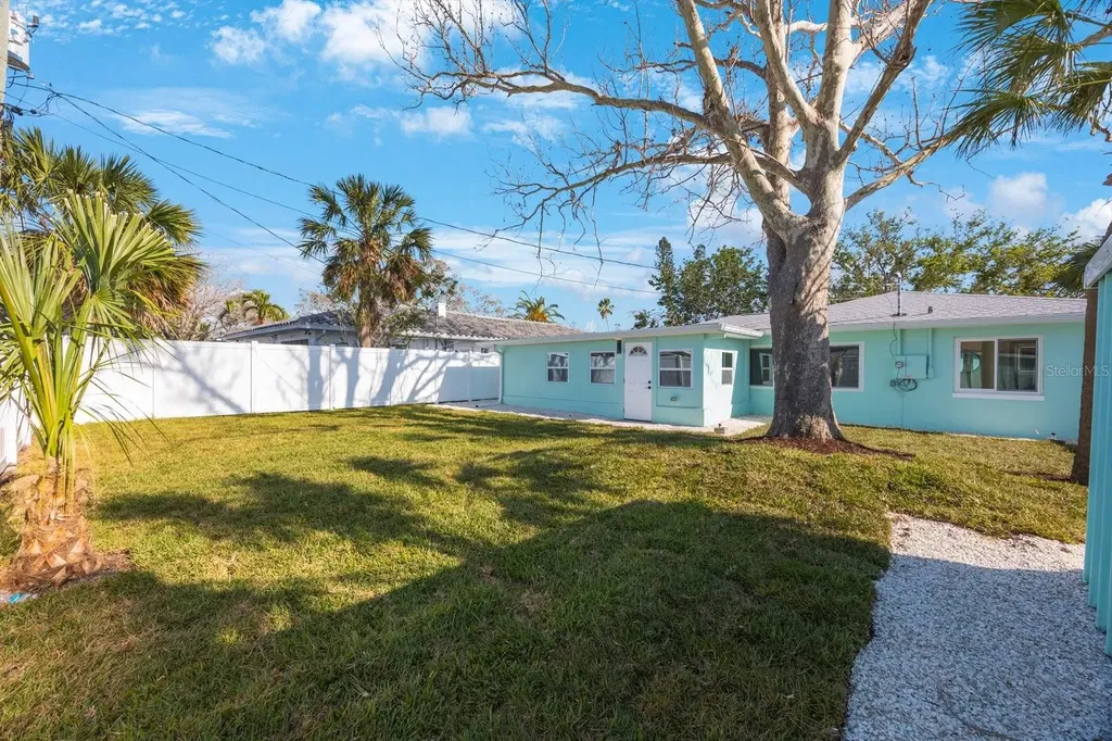 280 41st Avenue St Pete Beach FL 33706
