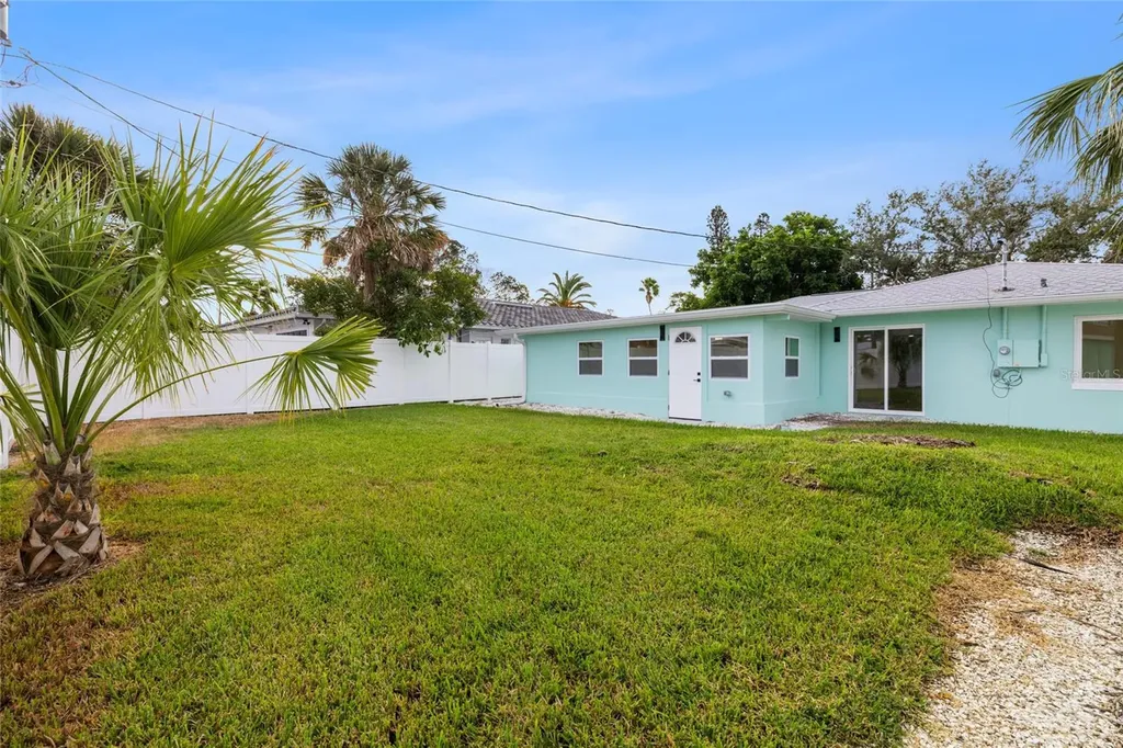 280 41st Avenue St Pete Beach FL 33706