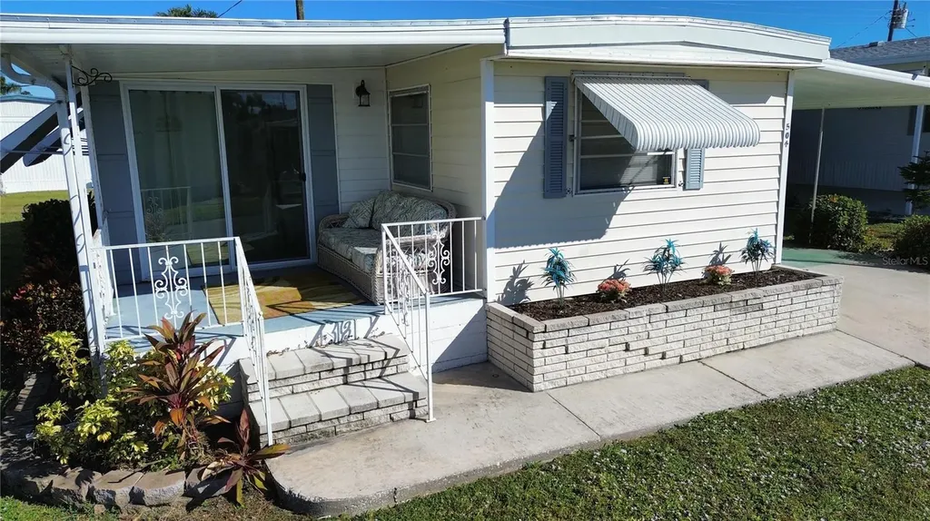 504 49th C Avenue Drive E Bradenton FL 34203