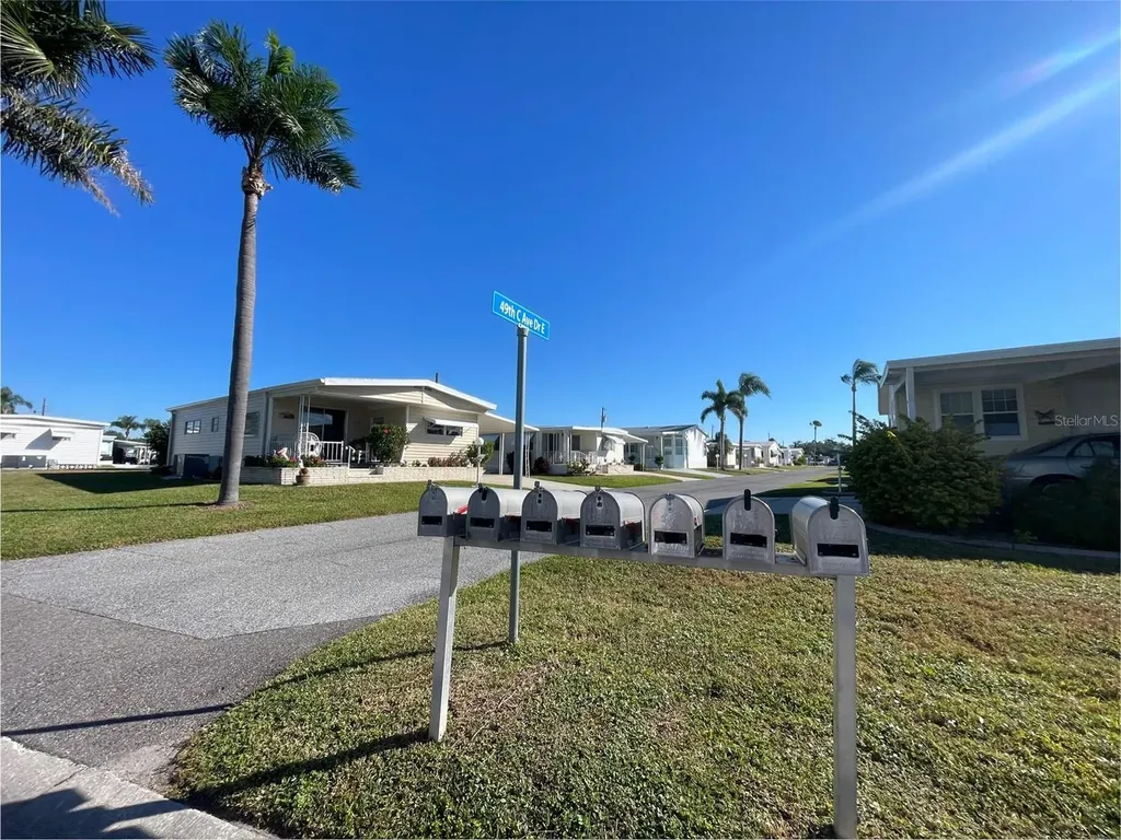 504 49th C Avenue Drive E Bradenton FL 34203