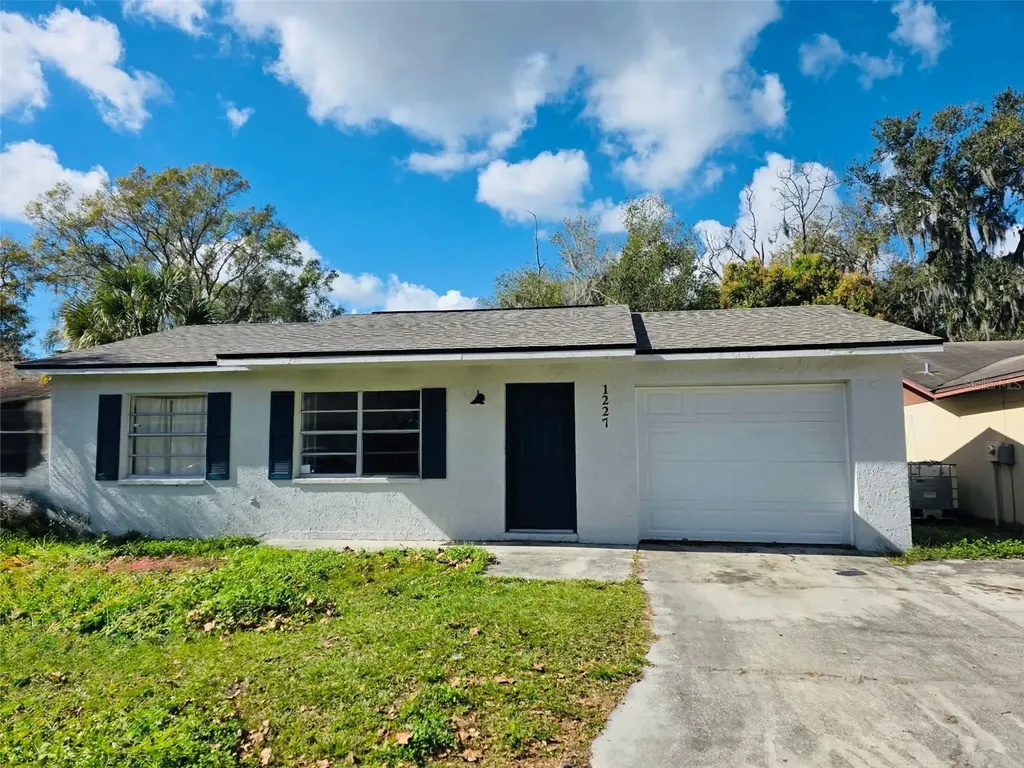 1227 Waterview Boulevard W Lakeland FL 33801