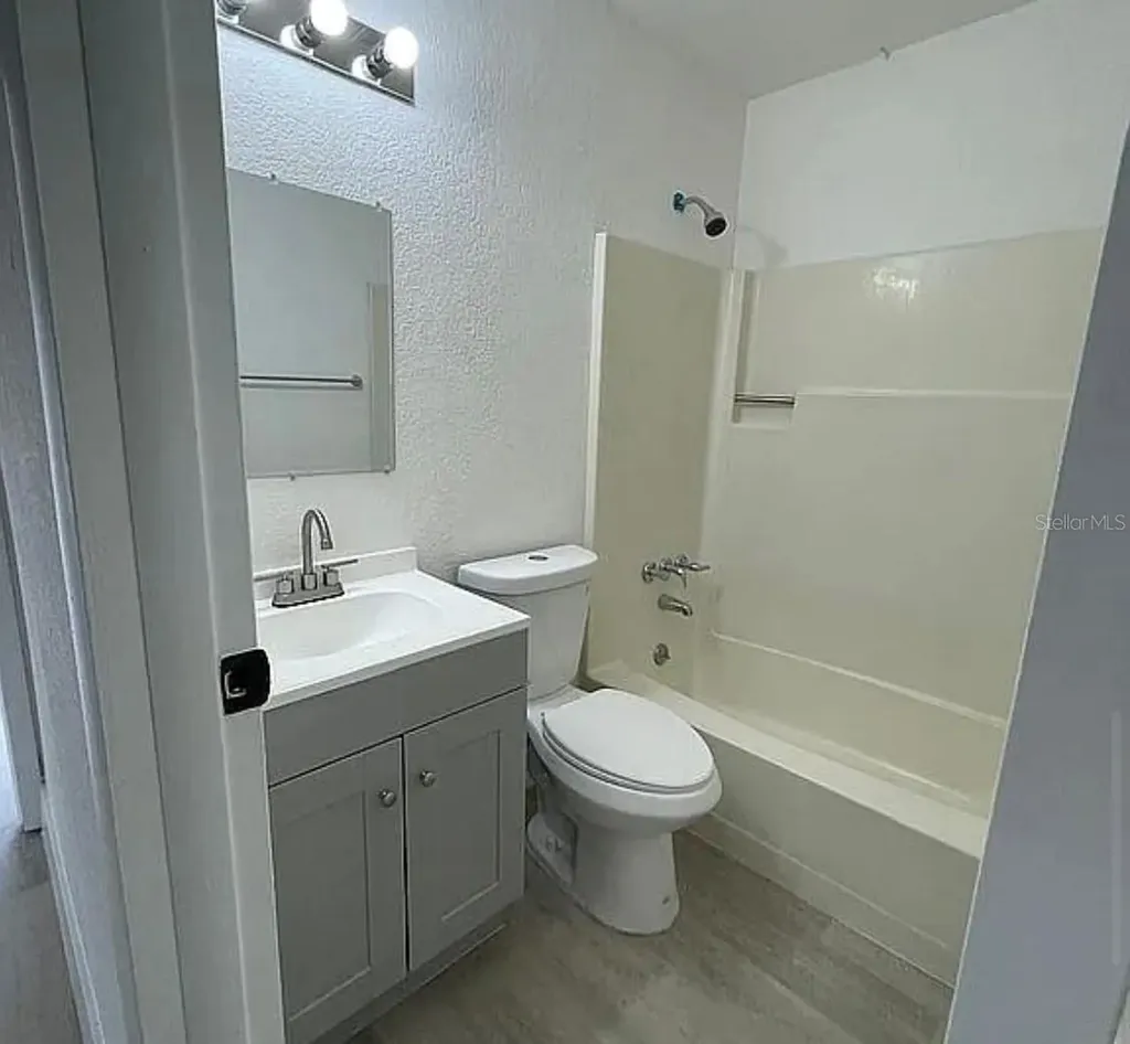 1227 Waterview Boulevard W Lakeland FL 33801