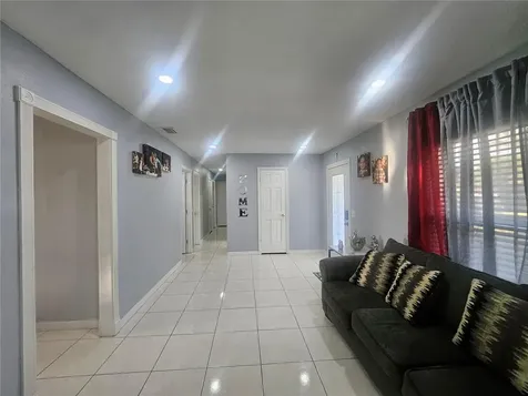 802 Windsor Circle Brandon FL 33510