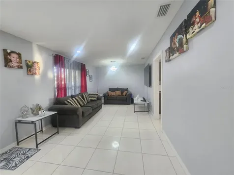 802 Windsor Circle Brandon FL 33510