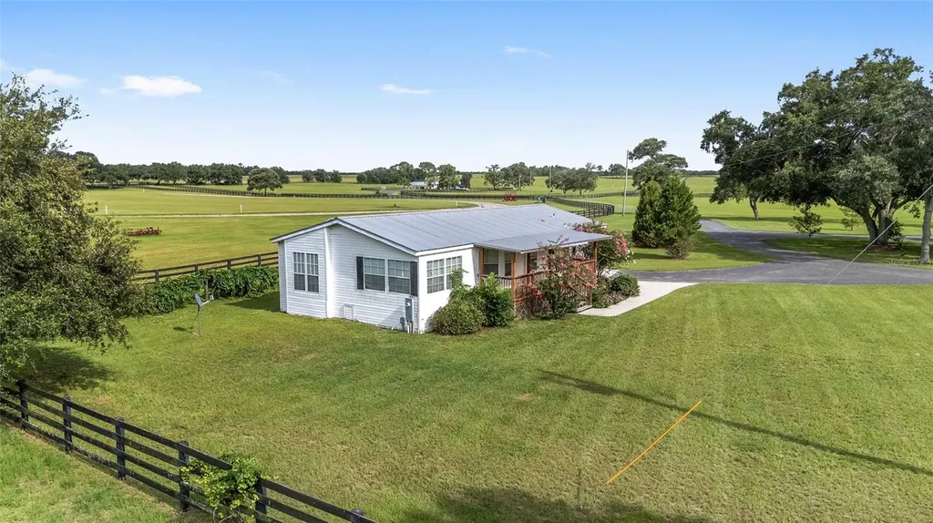 18800 SE 47th Place Morriston FL 32668