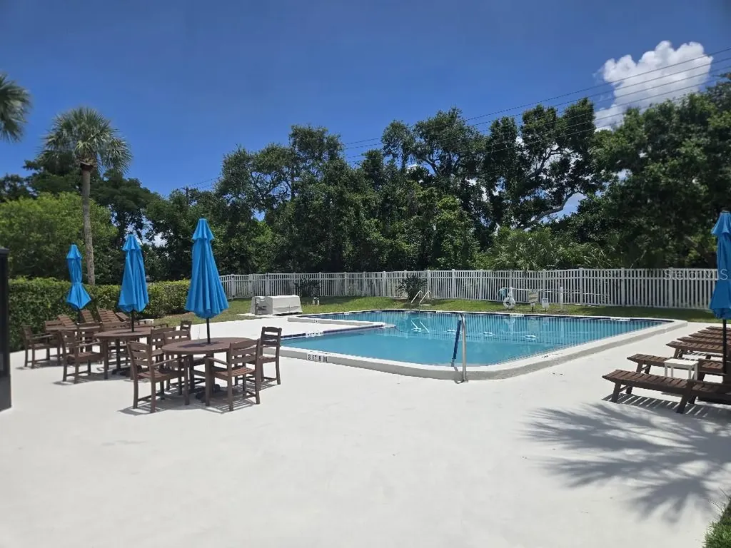 156 Devon Court Dunedin FL 34698