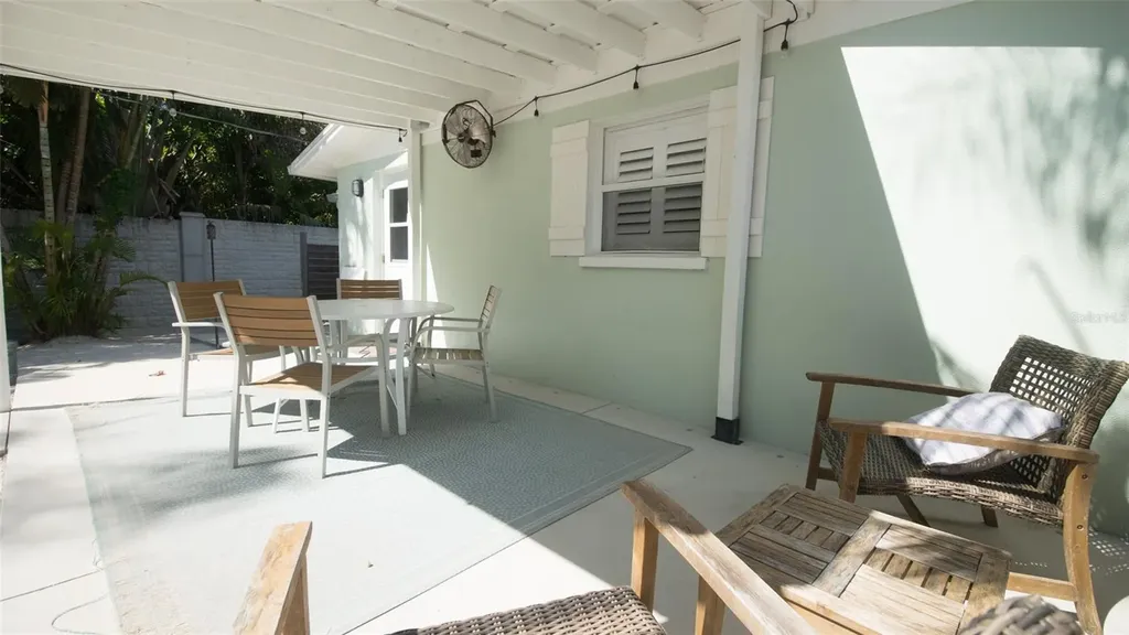 1805 Ivanhoe Street Sarasota FL 34231