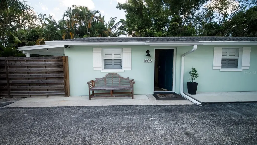 1805 Ivanhoe Street Sarasota FL 34231