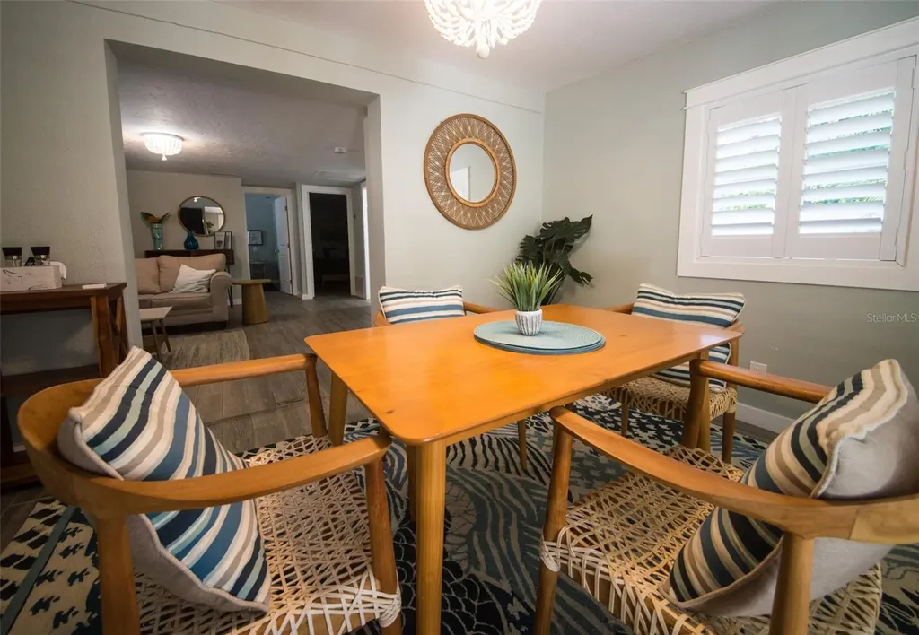 1805 Ivanhoe Street Sarasota FL 34231