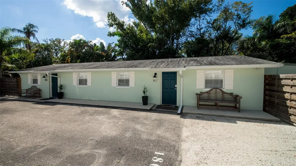 1805 Ivanhoe Street Sarasota FL 34231
