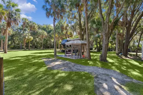 16960 SE 115th Avenue Weirsdale FL 32195