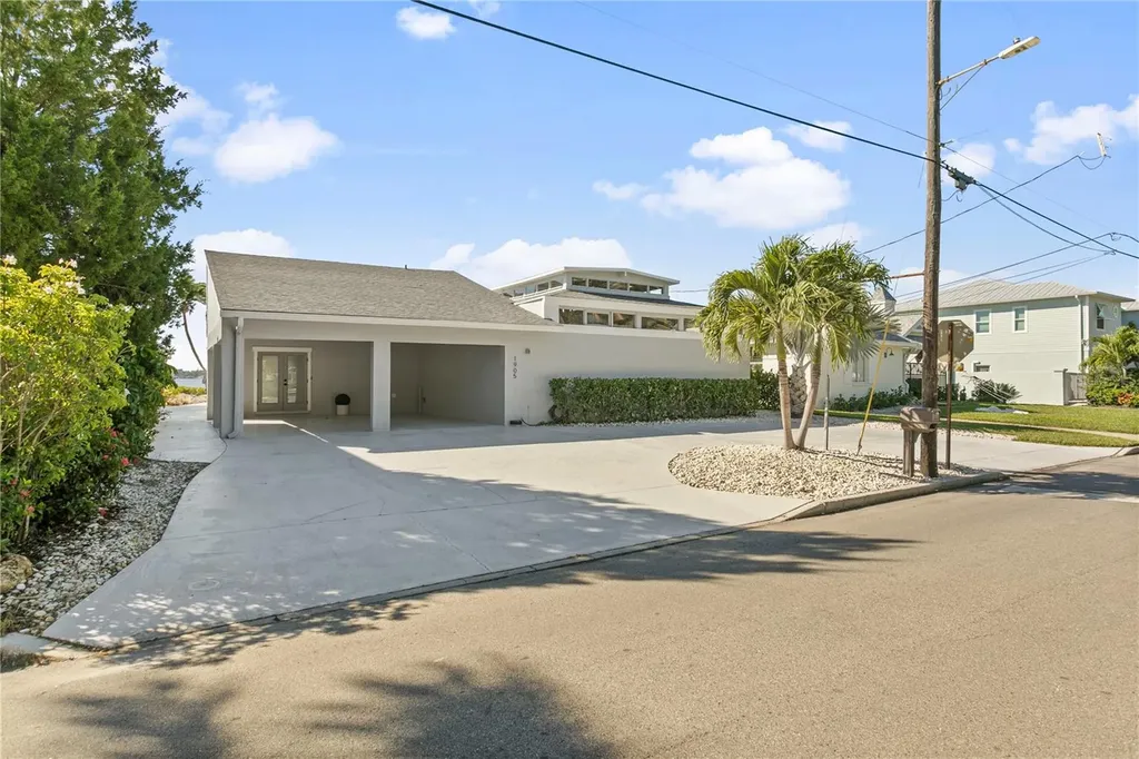 1905 4th Street W Palmetto FL 34221