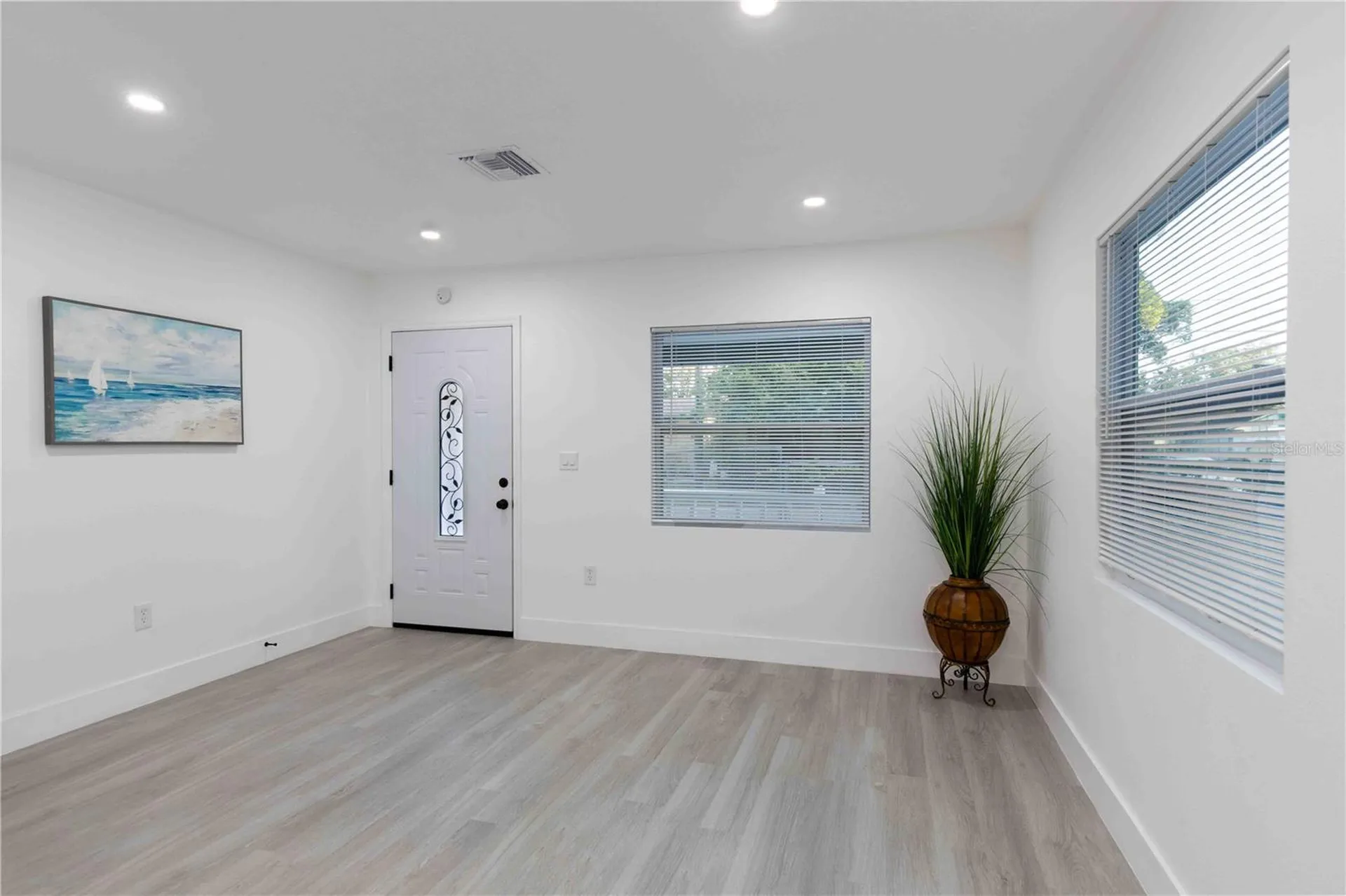 3149 W Washington Street Orlando FL 32805