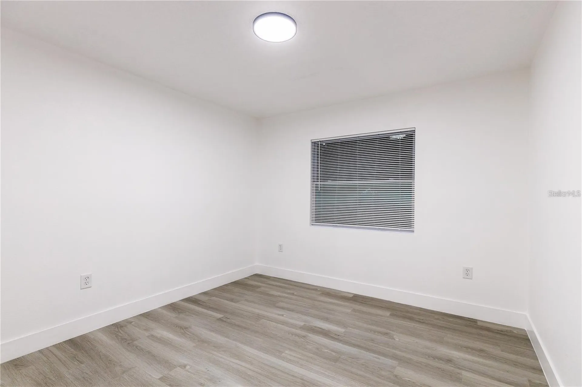 3149 W Washington Street Orlando FL 32805