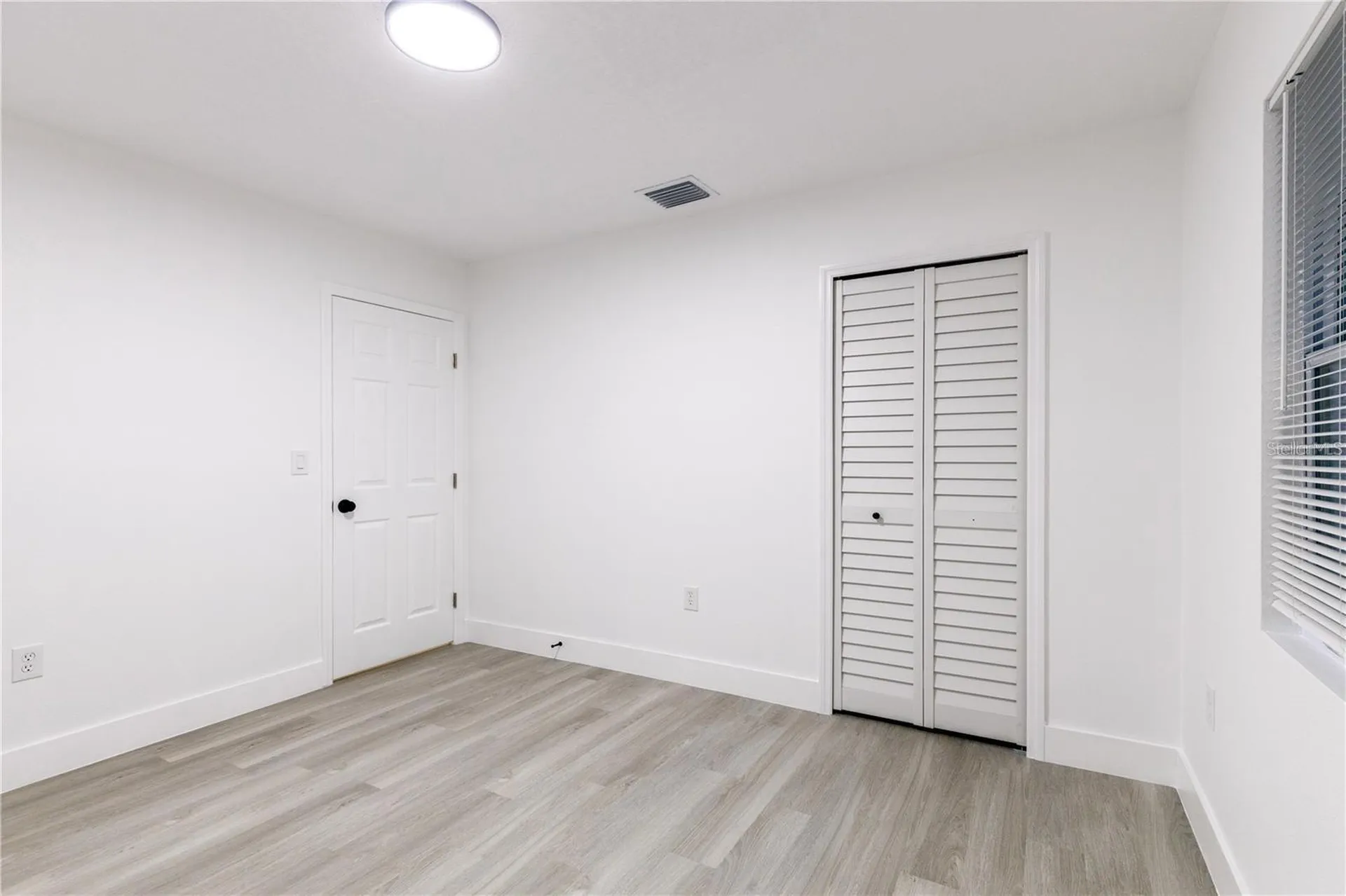 3149 W Washington Street Orlando FL 32805