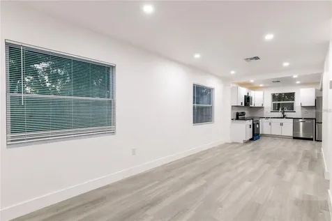3149 W Washington Street Orlando FL 32805