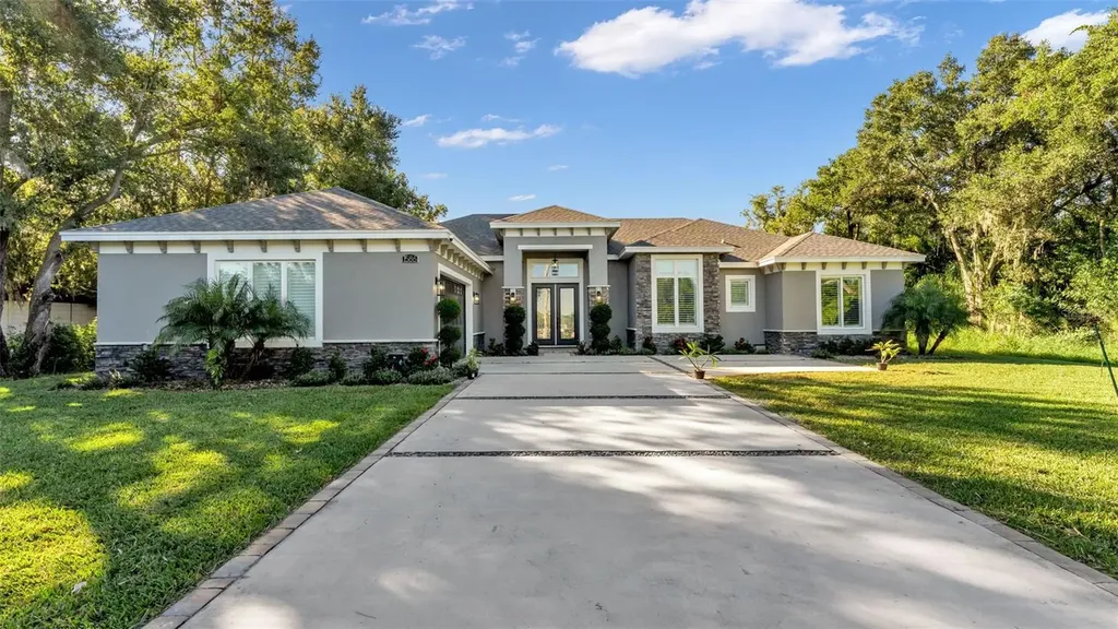 1586 Martin Luther King Boulevard NE Winter Haven FL 33881