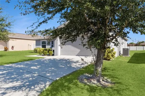 140 Solis Drive Winter Haven FL 33880