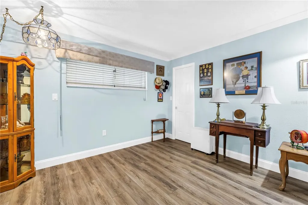 4525 Cove Circle St Petersburg FL 33708