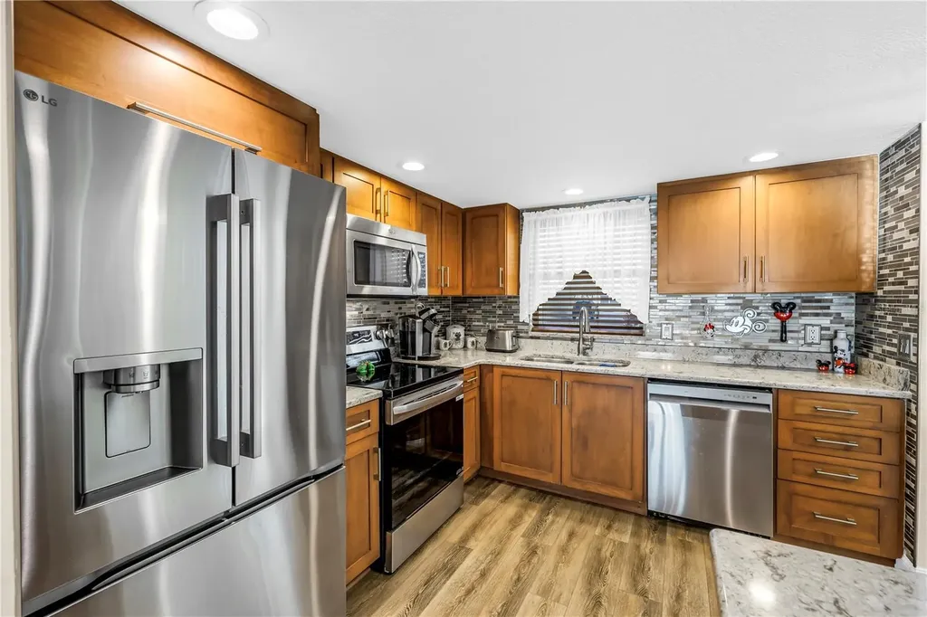 4525 Cove Circle St Petersburg FL 33708