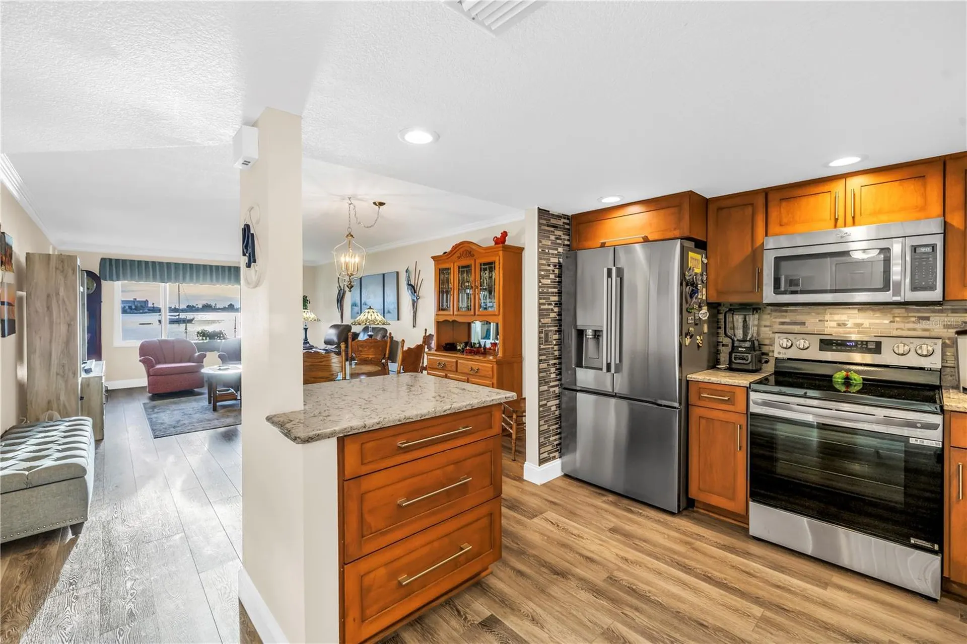 4525 Cove Circle St Petersburg FL 33708