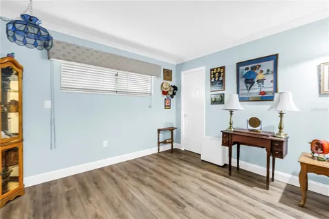 4525 Cove Circle St Petersburg FL 33708