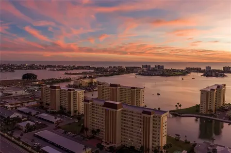 4525 Cove Circle St Petersburg FL 33708