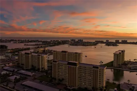 4525 Cove Circle St Petersburg FL 33708
