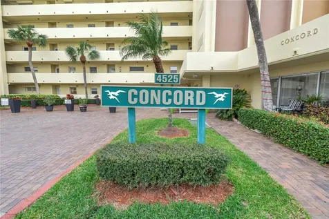 4525 Cove Circle St Petersburg FL 33708