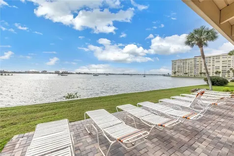 4525 Cove Circle St Petersburg FL 33708