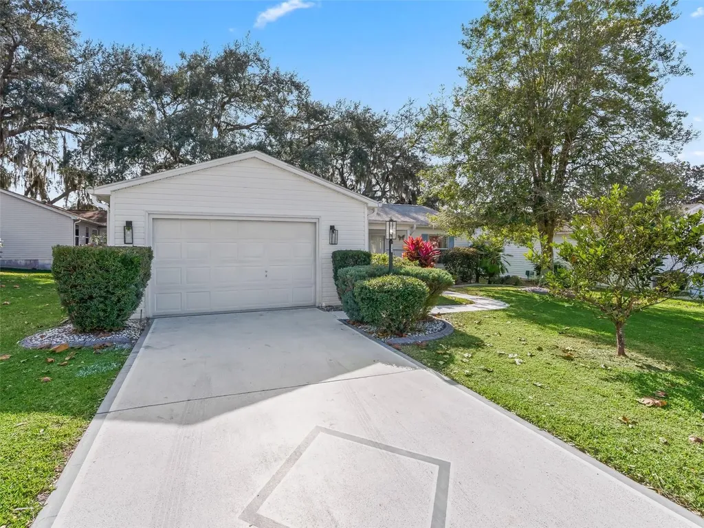 304 San Marino Drive The Villages FL 32159
