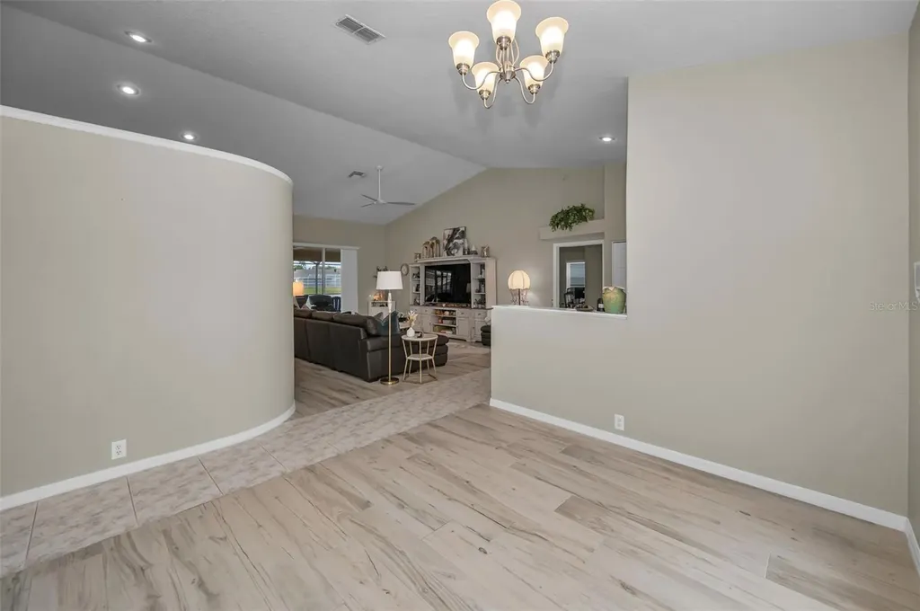 8319 Coral Creek Loop Hudson FL 34667