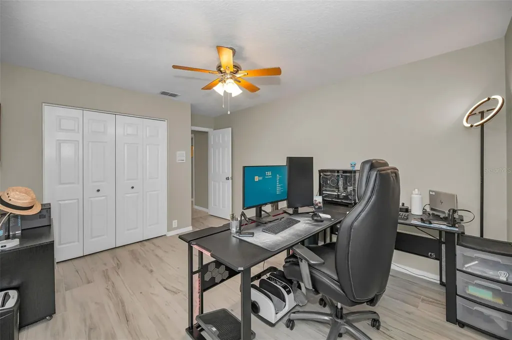 8319 Coral Creek Loop Hudson FL 34667