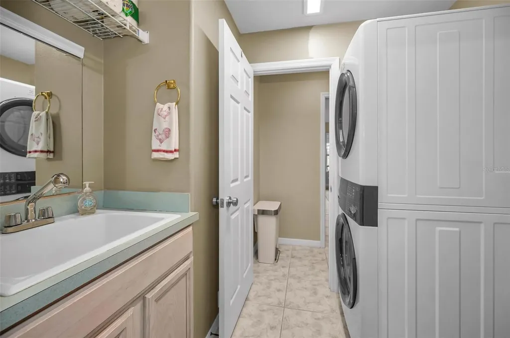 8319 Coral Creek Loop Hudson FL 34667