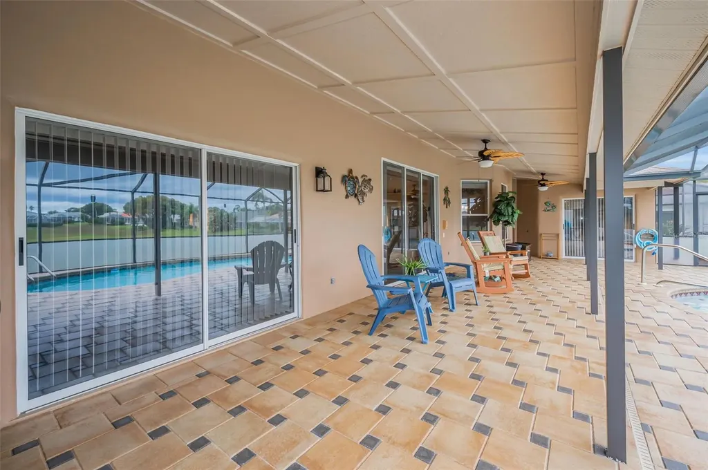 8319 Coral Creek Loop Hudson FL 34667
