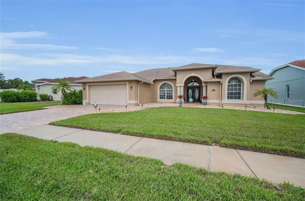 8319 Coral Creek Loop Hudson FL 34667